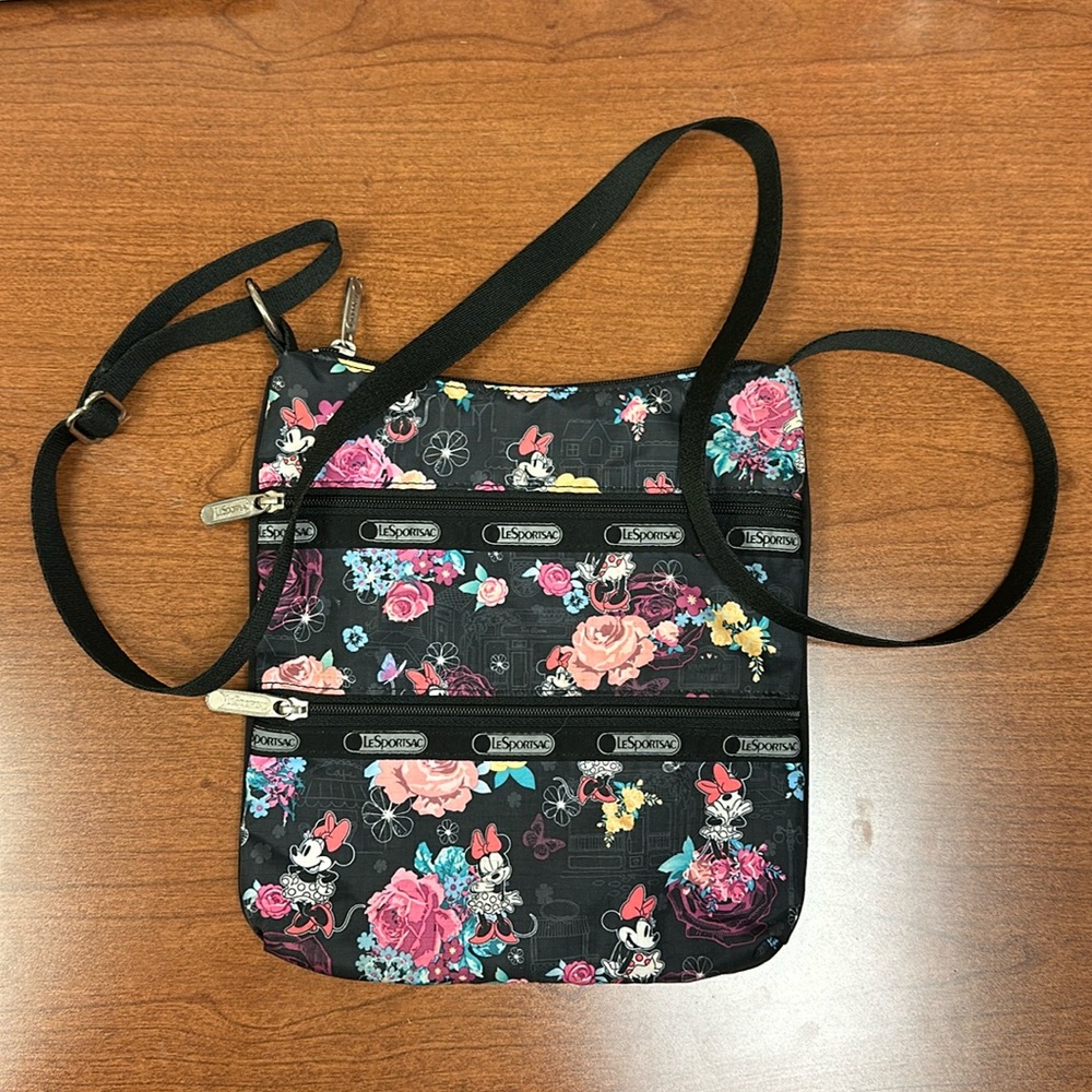 Rare Disney LeSportsac Minnie Mouse Crossbody Bag Floral Park Kylie